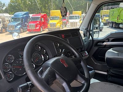 2021 Kenworth T680