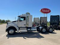 2022 Kenworth T880