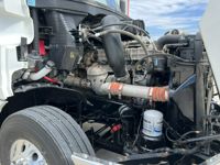 2021 Freightliner CASCADIA 126