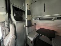 2022 Volvo VNL64T860