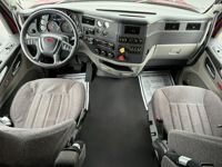 2022 Peterbilt 579