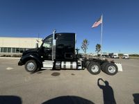2022 Kenworth T880