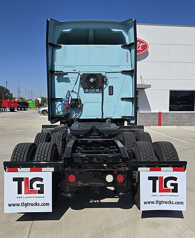 2023 International LT625