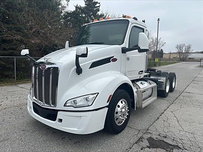 2023 Peterbilt 579