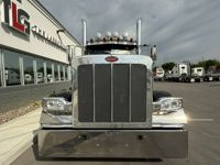 2023 Peterbilt 389