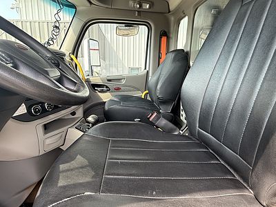 2020 Peterbilt 567
