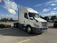 2022 Freightliner CASCADIA 116