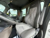 2020 Freightliner CASCADIA 125