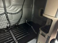 2017 Freightliner CASCADIA 113