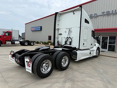 2022 Kenworth T680