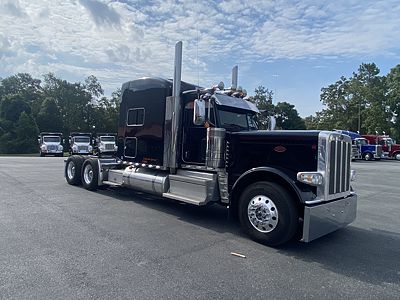 2022 Peterbilt 389