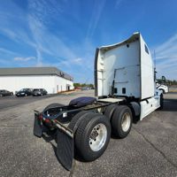 2023 Peterbilt 579