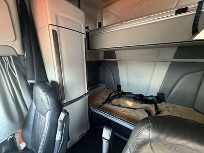 2024 Peterbilt 579