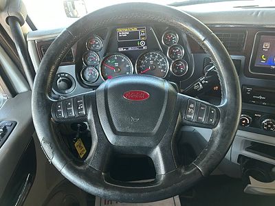 2021 Peterbilt 579