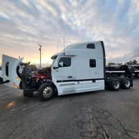 2023 Peterbilt 579