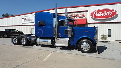 2019 Peterbilt 389