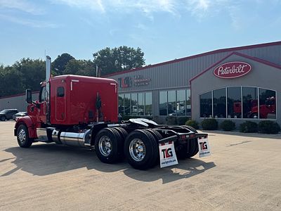2020 Peterbilt 567