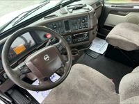 2018 Volvo VNL64T