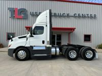 2021 Freightliner CASCADIA 126