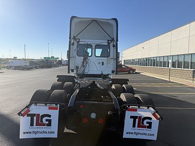 2018 Freightliner CASCADIA 125