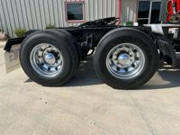 2023 Kenworth T680