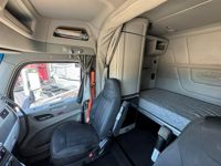 2020 Peterbilt 579