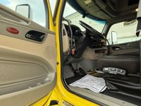 2022 Peterbilt 579