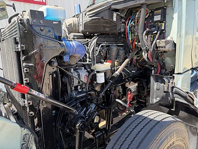 2023 Peterbilt 567