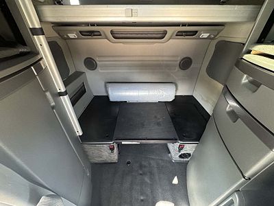 2025 Volvo Vnl 860