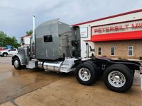 2018 Peterbilt 389