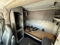 2015 Peterbilt 579-117