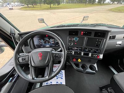 2023 Kenworth T680