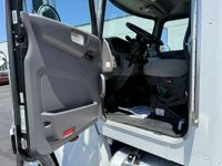 2021 Peterbilt 337