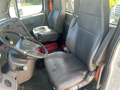 2016 Freightliner 125