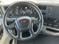 2021 Peterbilt 579