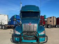 2023 Peterbilt 579