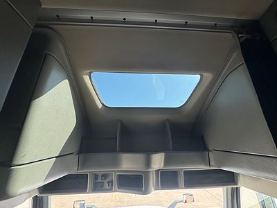 2025 Volvo Vnl 860