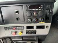 2022 Freightliner CASCADIA 116