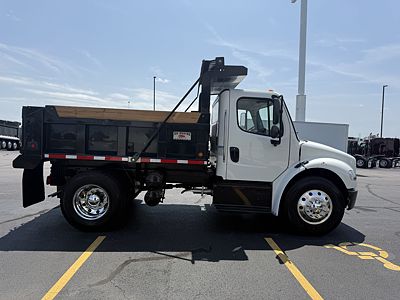 2021 Freightliner M2