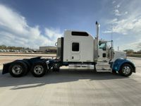 2020 Kenworth W900B