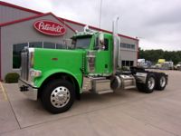 2022 Peterbilt 389