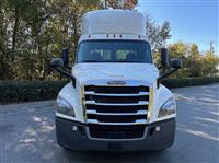 2020 Freightliner CASCADIA 126