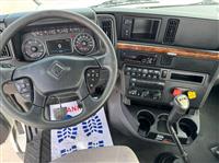 2019 International LT625