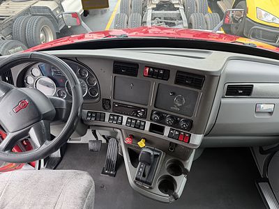 2017 Kenworth T680