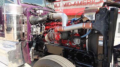 2017 Peterbilt 389