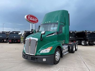 2023 Kenworth T680