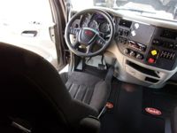 2022 Peterbilt 567