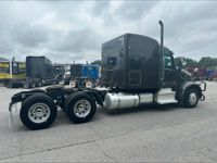2022 Peterbilt 567