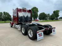 2021 Peterbilt 389