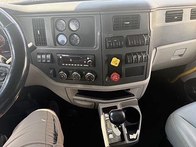 2024 Peterbilt 567